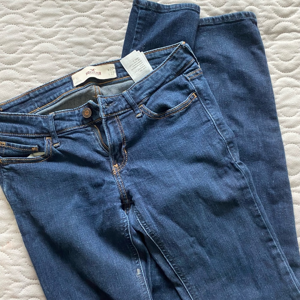 Hollister Jeans.